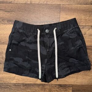 Vuori Size Extra Small Ripstop Shorts Black Grey Camouflage Dark Army Brat Train